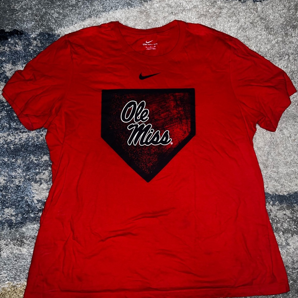 Nike Red Graphic Tee